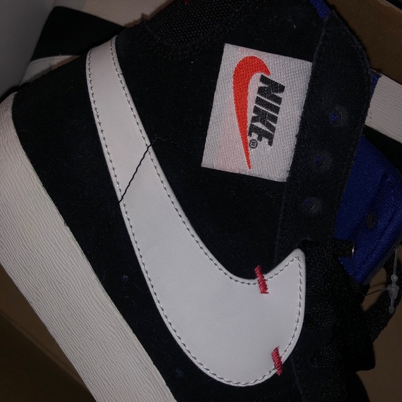 NIKE MID BLAZER’S - Picture 4 of 4